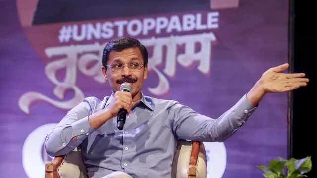 खेतों की रखवाली में कटी रातें, बाजार में बेची सब्जी… अब IAS बन बड़े-बड़े ब्रांड्स की हवा निकाल रहे तुकाराम मुंडे